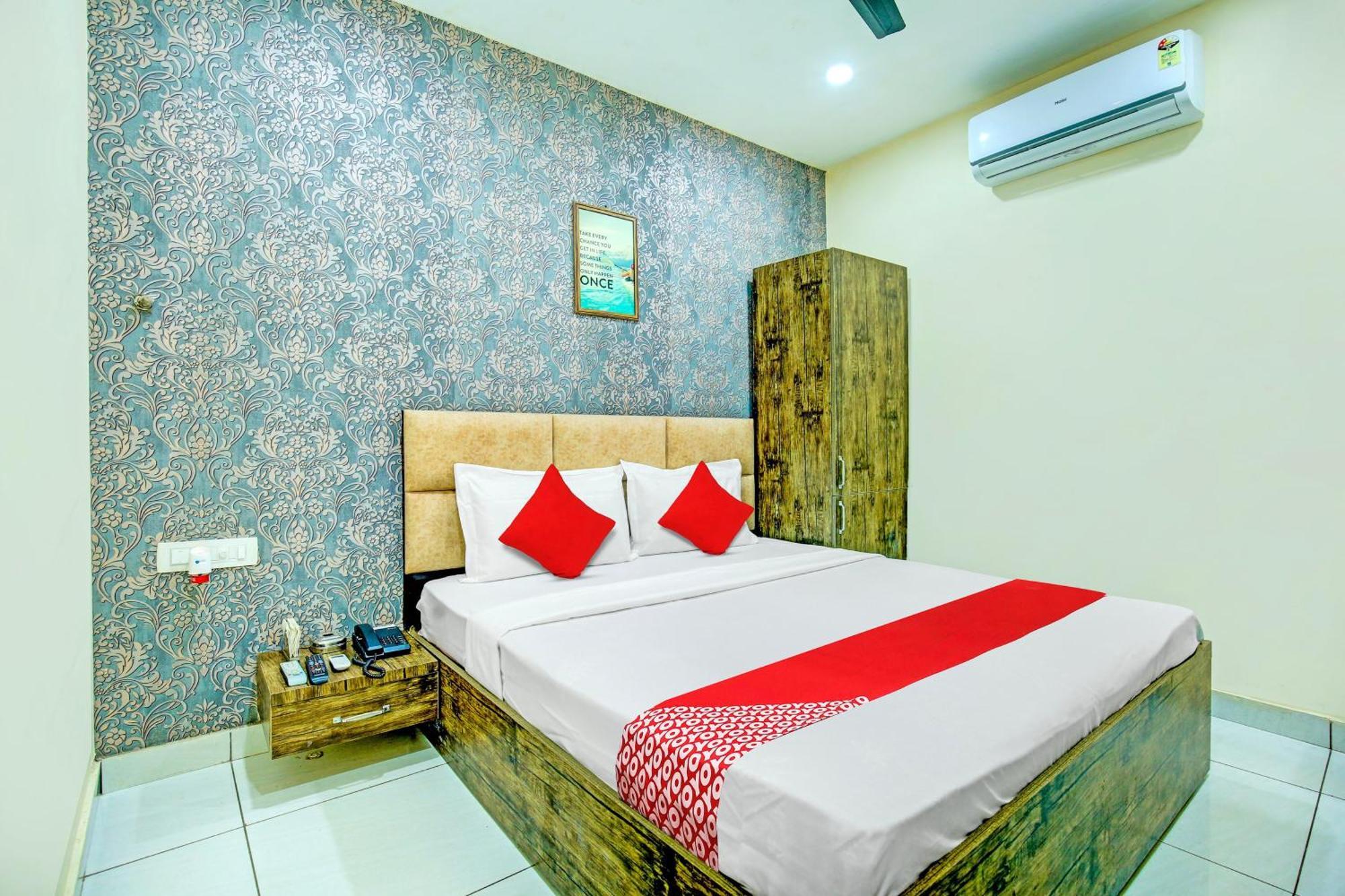 Hotel O Grace Villa ลูดิฮานา ภายนอก รูปภาพ